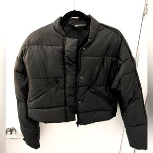 Zara Short Black Puffer Jacket Quilted Bomber Coat Semi Gloss Finish (Size XS)